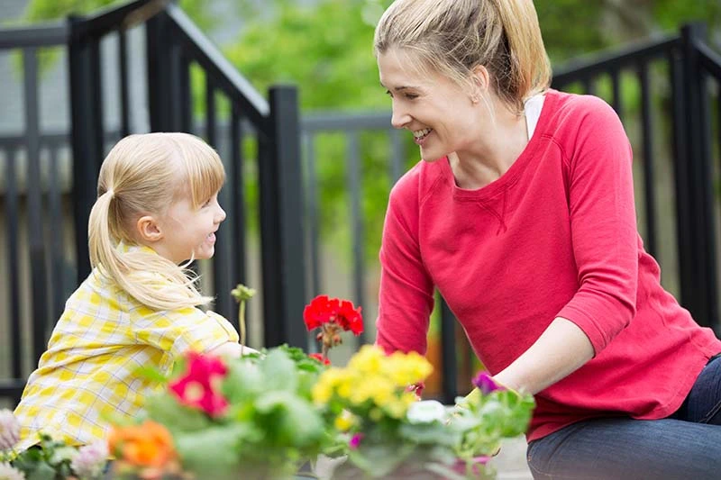 Kids! Make Mom a Hanging Basket