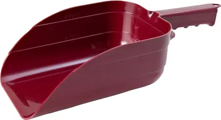 Little Giant 2qt Feed Scoop Burgandy